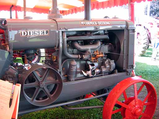 1934 McCormick-Deering WD-40 diesel tractor (right side view)